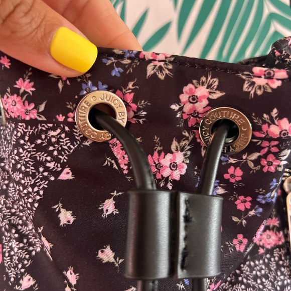 Juicy Couture Melrose Patchwork Bucket Bag - Picture 7 of 11